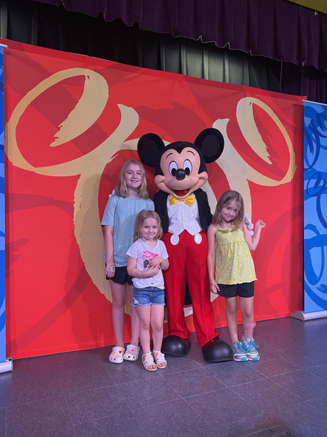 Girls with Mickey Mouse at GKTW